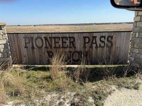 10 Acres of Land for Sale in Hamilton, Texas