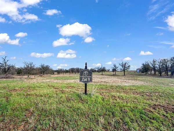 10.4 Acres of Land for Sale in Weatherford, Texas