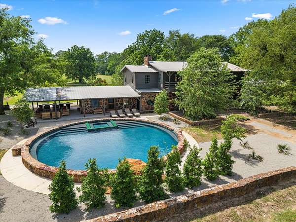 85 Acres of Land with Home for Sale in Mount Vernon, Texas