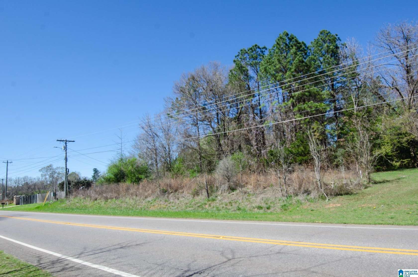 1 Acre of Residential Land for Sale in Lincoln, Alabama