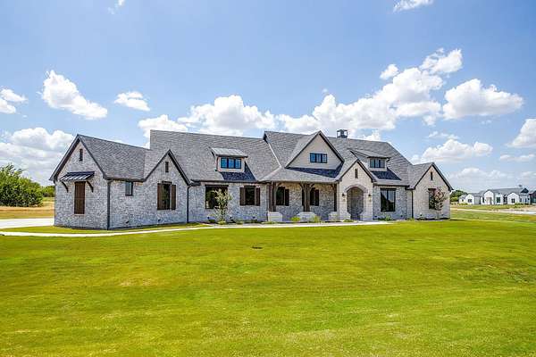 2.14 Acres of Land with Home for Sale in Aledo, Texas