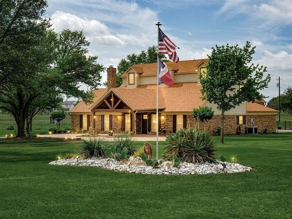 4.13 Acres of Land with Home for Sale in Haslet, Texas