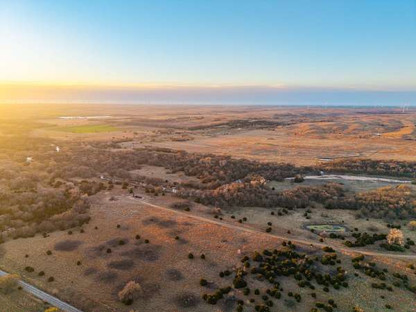 639 Acres of Land for Sale in Spivey, Kansas