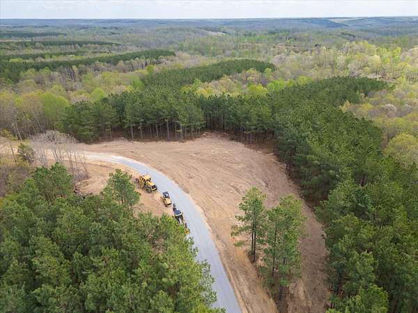 7 Acres of Residential Land for Sale in Dover, Tennessee