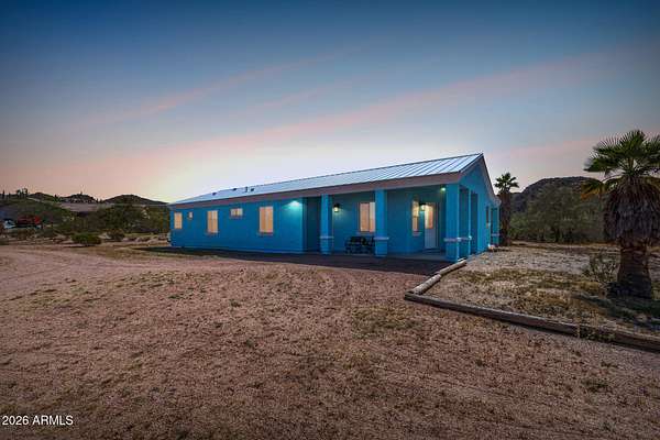 2.5 Acres of Land with Home for Sale in Queen Valley, Arizona