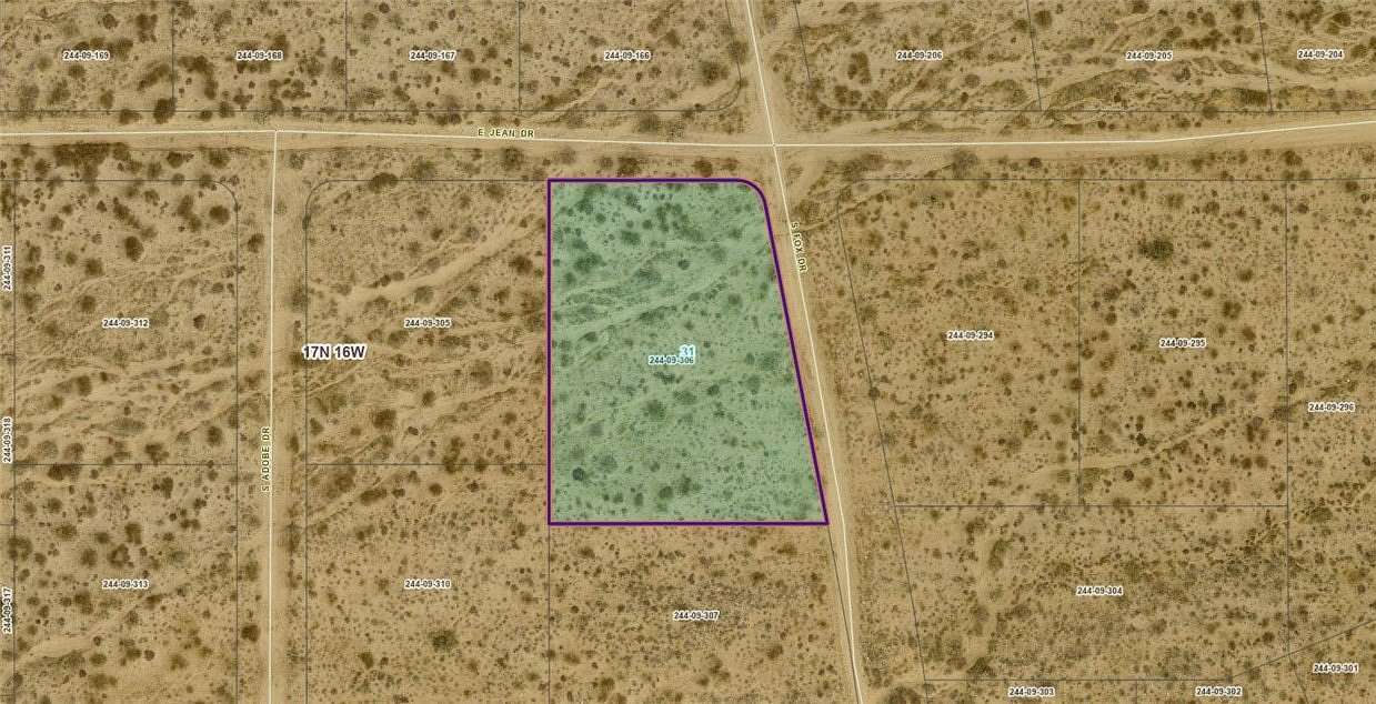 1.44 Acres of Residential Land for Sale in Yucca, Arizona