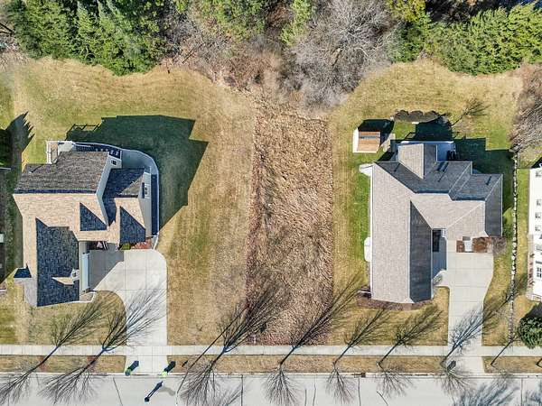 0.28 Acres of Residential Land for Sale in Hartford, Wisconsin
