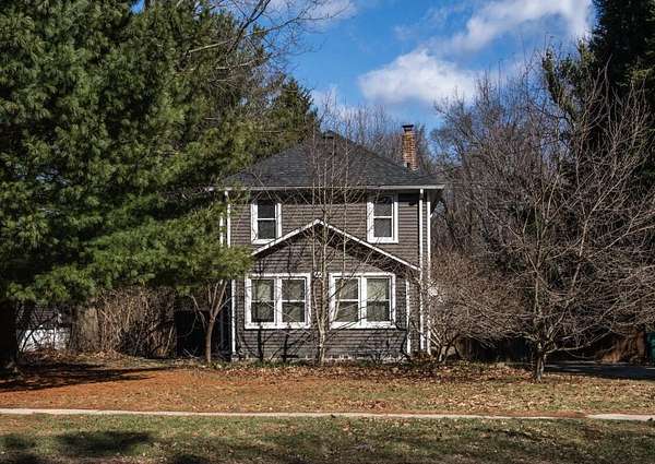 1.5 Acres of Land with Home for Lease in Ypsilanti, Michigan