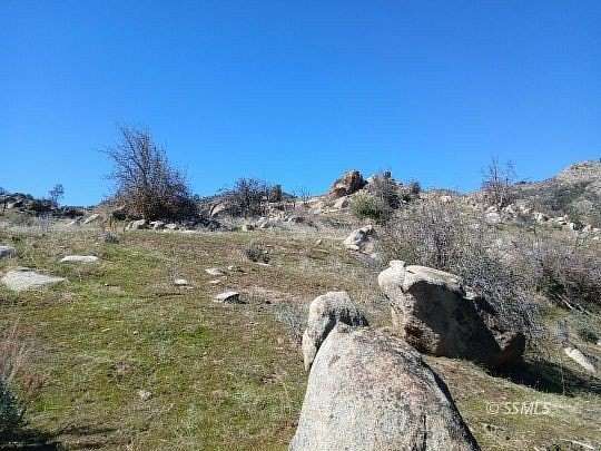 320 Acres of Recreational Land for Sale in Caliente, California