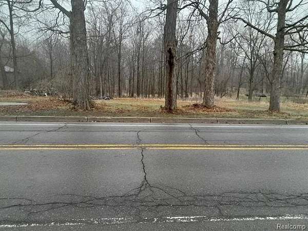 1.66 Acres of Residential Land for Sale in Williamston, Michigan