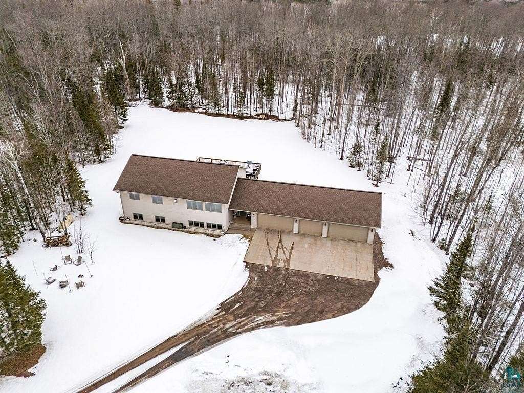 10 Acres of Land with Home for Sale in Duluth, Minnesota