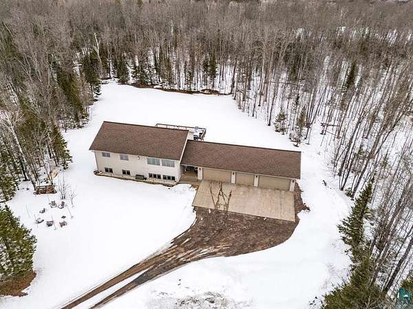 10 Acres of Land with Home for Sale in Duluth, Minnesota