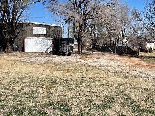 1.9 Acres of Mixed-Use Land for Sale in Elk City, Oklahoma