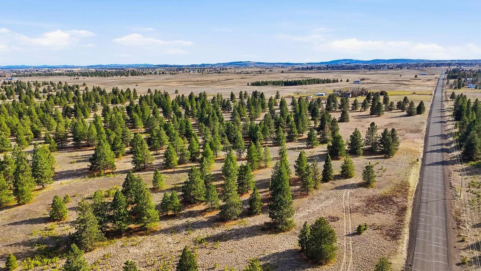 10.1 Acres of Commercial Land for Sale in Medical Lake, Washington