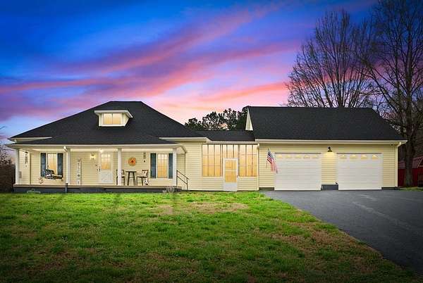 5 Acres of Land with Home for Sale in Huntingdon, Tennessee