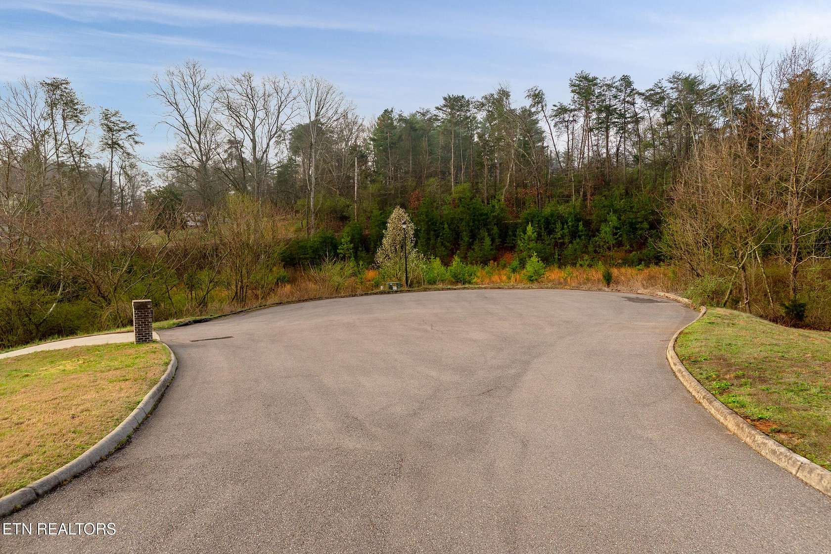 0.95 Acres of Residential Land for Sale in Lenoir City, Tennessee