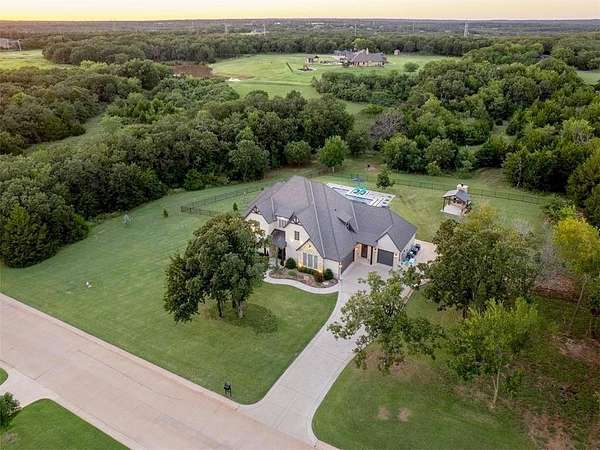 2 Acres of Land with Home for Sale in Arcadia, Oklahoma