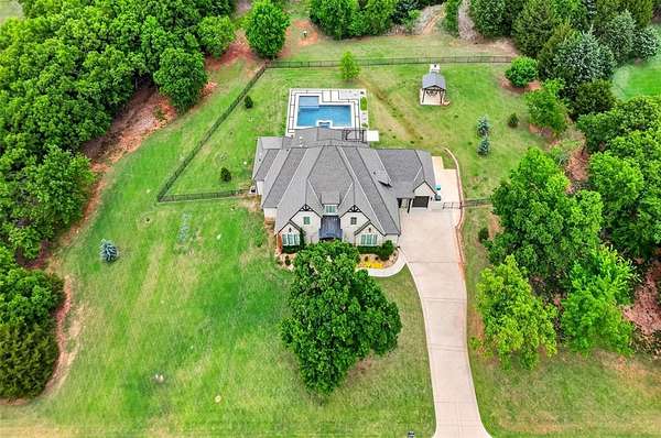 2 Acres of Land with Home for Sale in Arcadia, Oklahoma