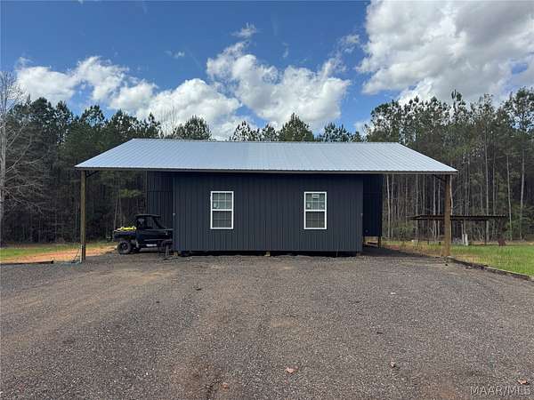 11 Acres of Recreational Land with Home for Sale in Camden, Alabama