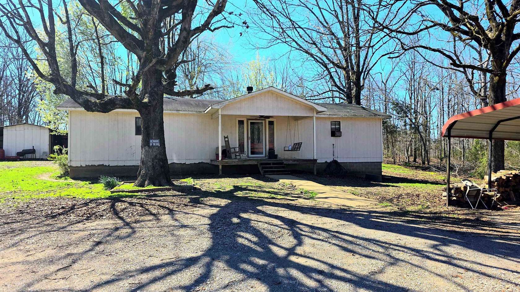 2 Acres of Land with Home for Sale in Savannah, Tennessee