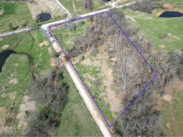 5 Acres of Residential Land for Sale in Gentry, Arkansas