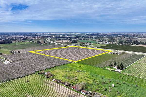39.9 Acres of Land for Sale in Fresno, California