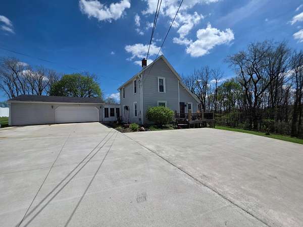 4.74 Acres of Land with Home for Sale in Mansfield, Ohio