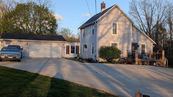 4.74 Acres of Land with Home for Sale in Mansfield, Ohio