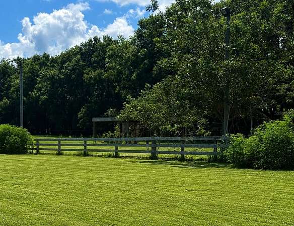 10 Acres of Land with Home for Sale in Anthony, Florida