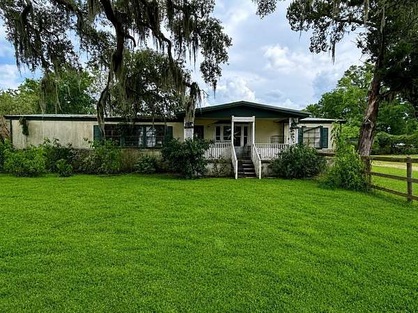 10 Acres of Land with Home for Sale in Anthony, Florida