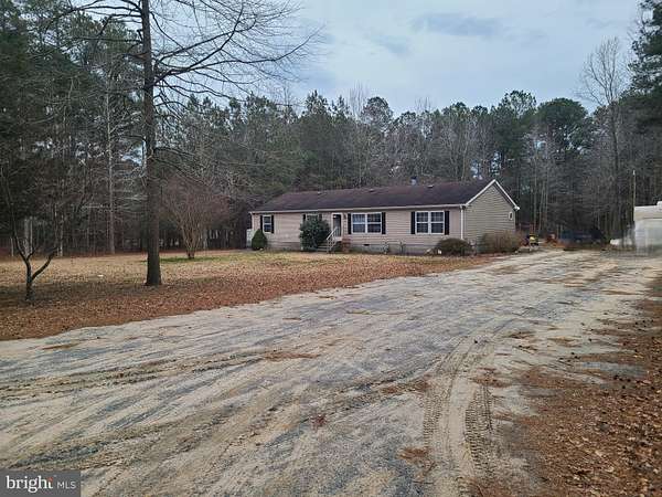 1.67 Acres of Land with Home for Sale in New Church, Virginia
