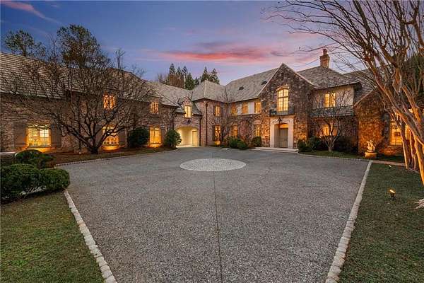 2.18 Acres of Land with Home for Sale in Atlanta, Georgia