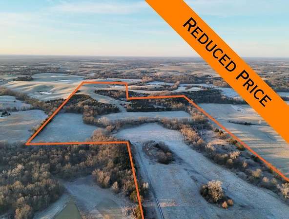 82 Acres of Agricultural & Residential Land for Sale in Bucklin, Missouri