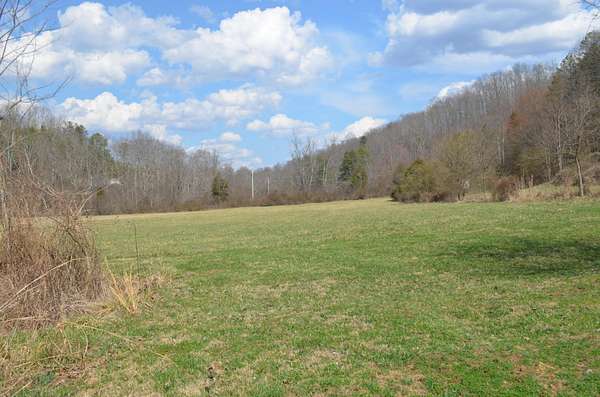 87 Acres of Land for Sale in Manchester, Kentucky