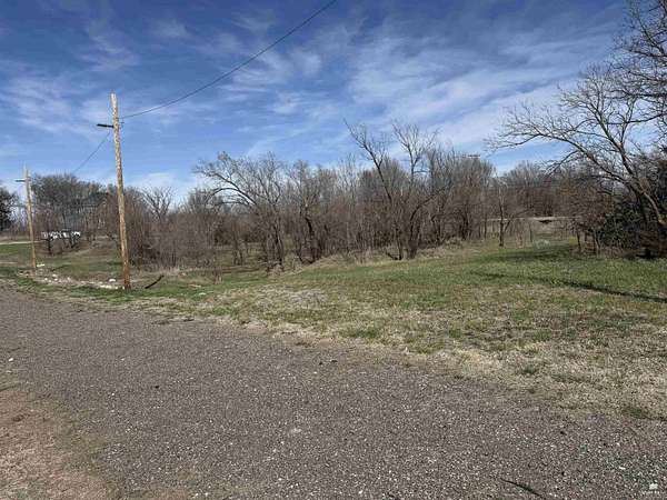 1.3 Acres of Residential Land for Sale in Herington, Kansas
