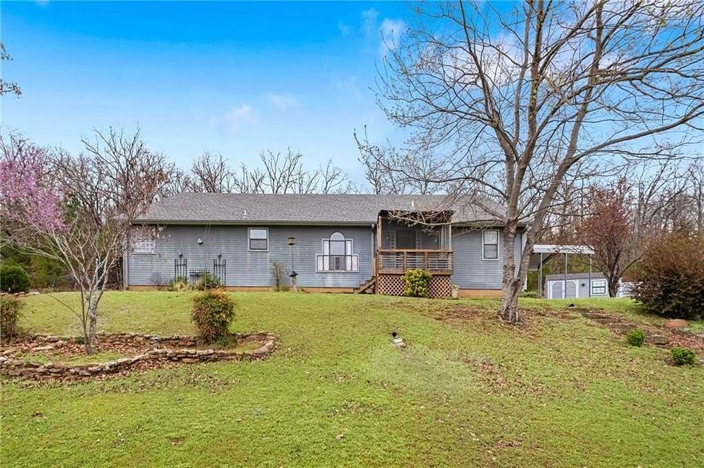 4.58 Acres of Land with Home for Sale in Mansfield, Arkansas