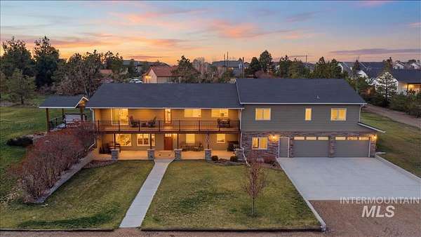 2.72 Acres of Land with Home for Sale in Mountain Home, Idaho