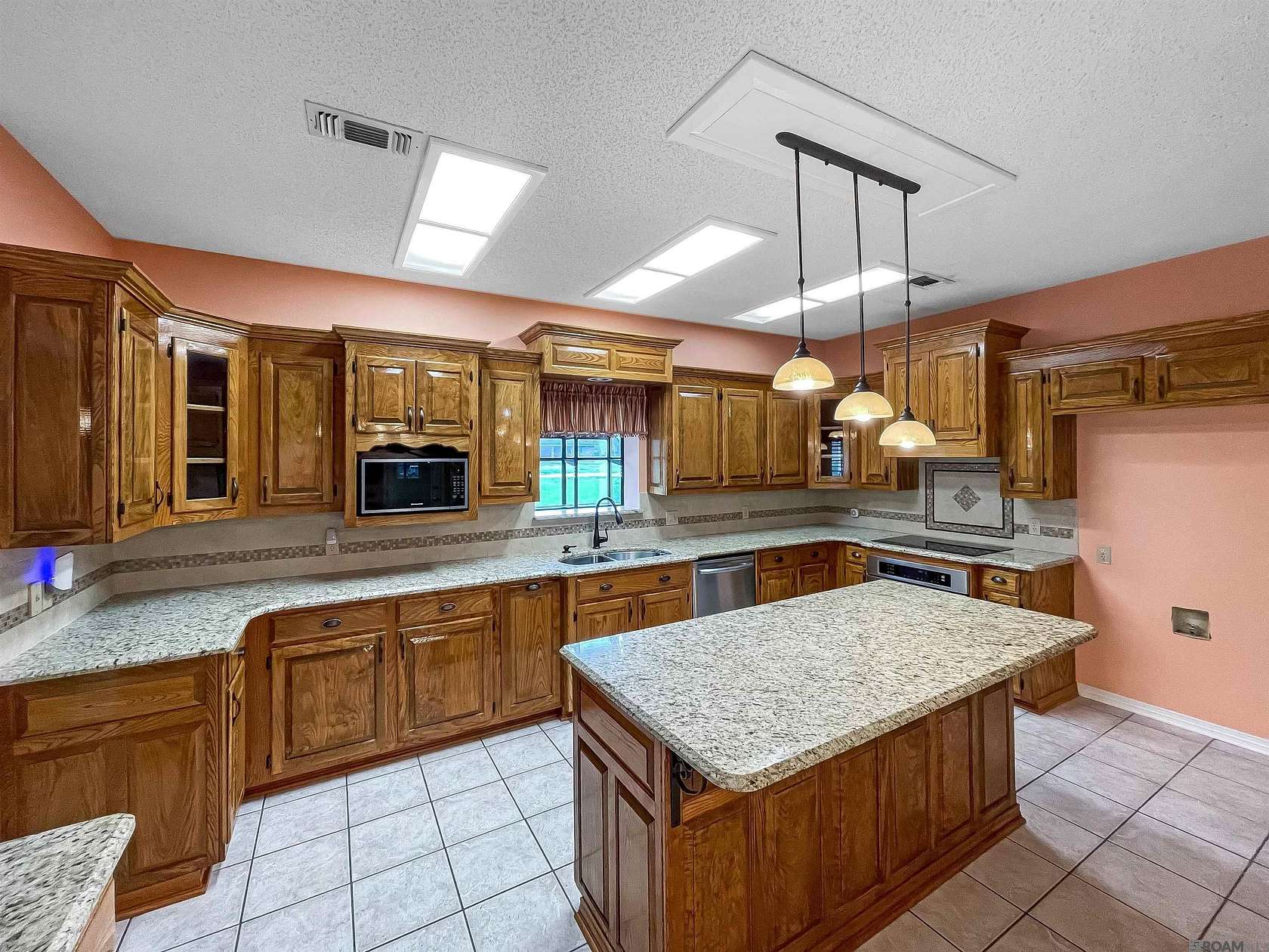 2.55 Acres of Land with Home for Sale in Baton Rouge, Louisiana