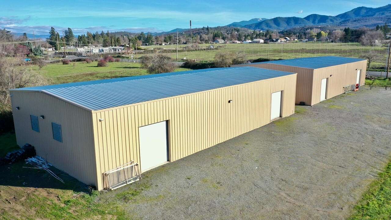 36.6 Acres of Agricultural Land for Sale in Medford, Oregon