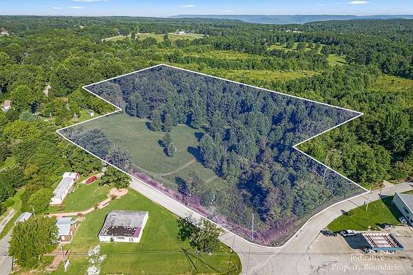 7 Acres of Land for Sale in Sparta, Tennessee