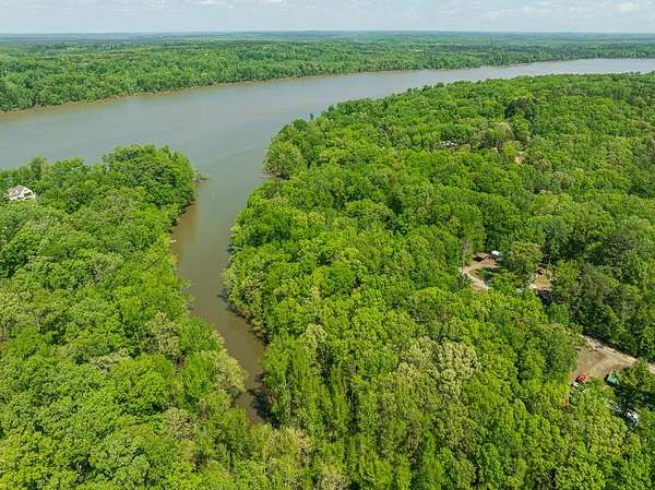 1.66 Acres of Residential Land for Sale in Buffalo Junction, Virginia