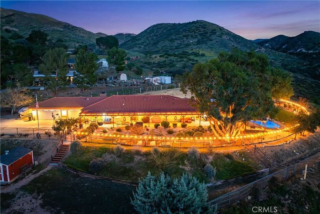 2.52 Acres of Land with Home for Sale in Acton, California