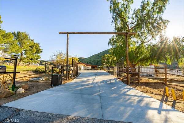 2.52 Acres of Land with Home for Sale in Acton, California