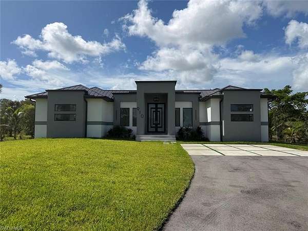 2.8 Acres of Land with Home for Sale in Naples, Florida