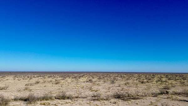 40 Acres of Recreational & Residential Land for Sale in Imperial, Texas