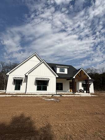 5 Acres of Land with Home for Sale in Eagleville, Tennessee