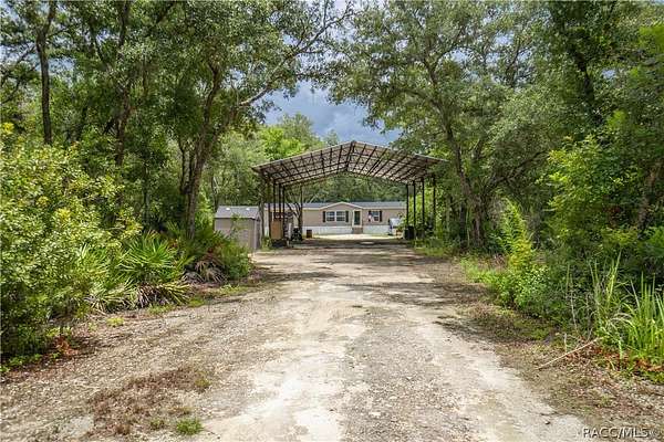 4.88 Acres of Land with Home for Sale in Hernando, Florida