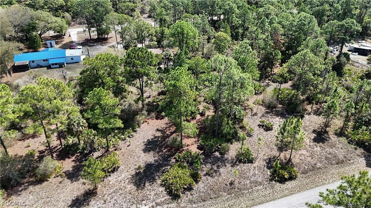 0.5 Acres of Residential Land for Sale in Alva, Florida