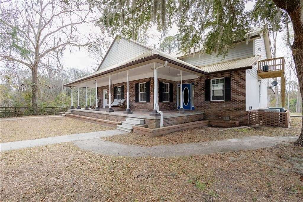 1.52 Acres of Land with Home for Sale in St. Marys, Georgia