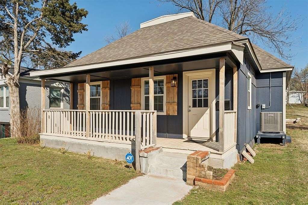 2 Acres of Land with Home for Sale in Guthrie, Oklahoma